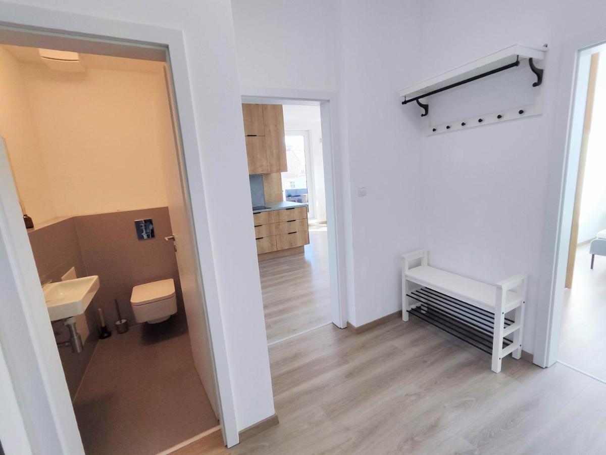 Schanz - Quietly Oriented - Private Parking - Balcony 布拉迪斯拉发 外观 照片